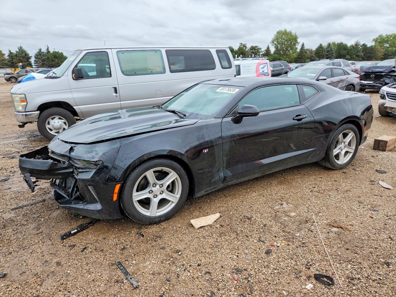 2018 CHEVROLET CAMARO 1LS/1LT — Front 3/4