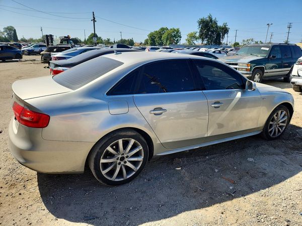2014 AUDI A4 quattro Premium