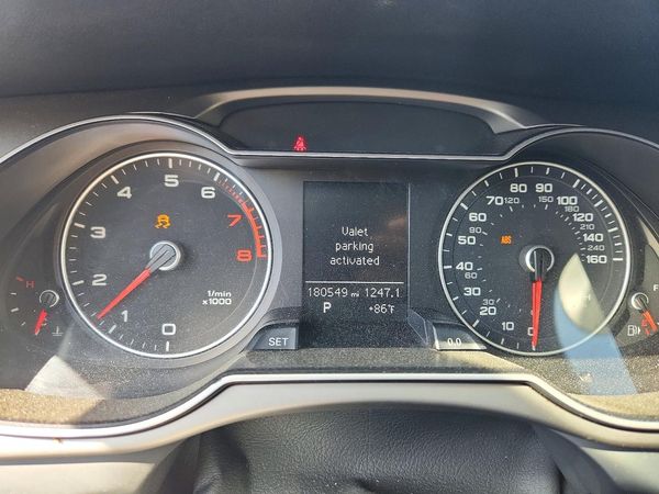 2014 AUDI A4 quattro Premium