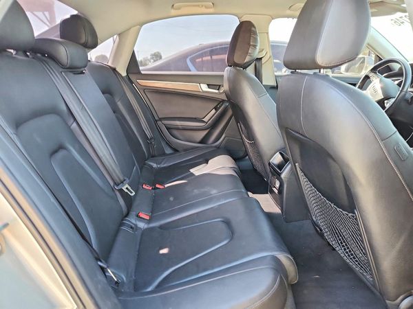 2014 AUDI A4 quattro Premium