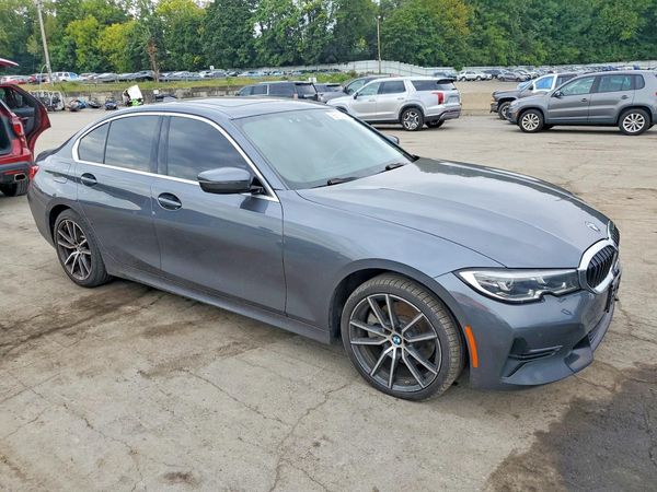 2020 BMW 330XI — Passenger 3/4