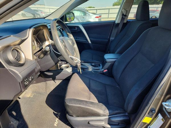 2015 TOYOTA RAV4 LE (X Grade) — DENT