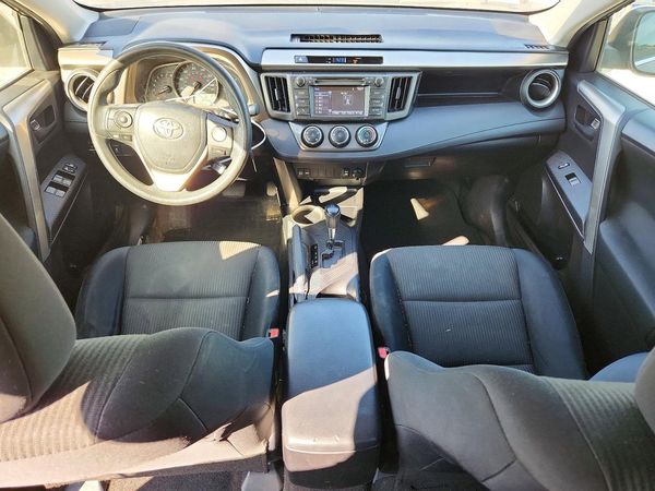 2015 TOYOTA RAV4 LE (X Grade) — CKPT