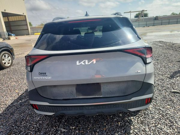 2023 KIA SPORTAGE X-LINE