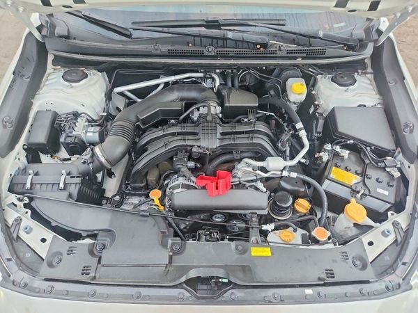 2025 SUBARU CROSSTREK — Engine bay