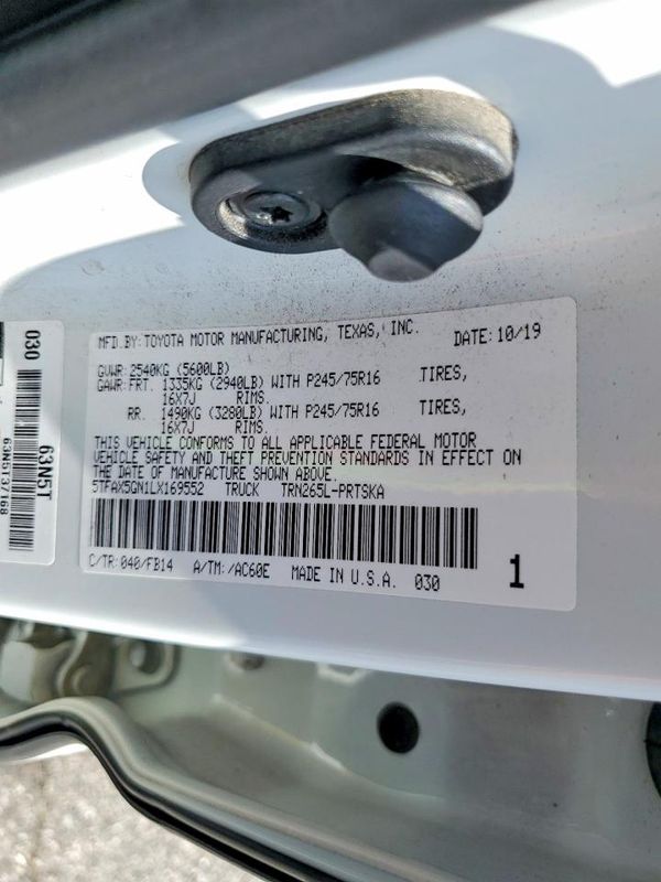 2020 TOYOTA TACOMA SR5