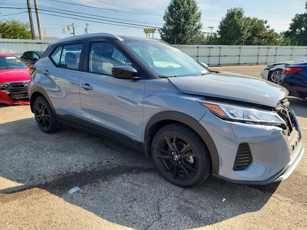 2024 NISSAN KICKS — Passenger 3/4