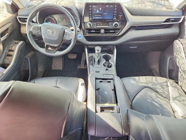 2021 TOYOTA HIGHLANDER — CKPT