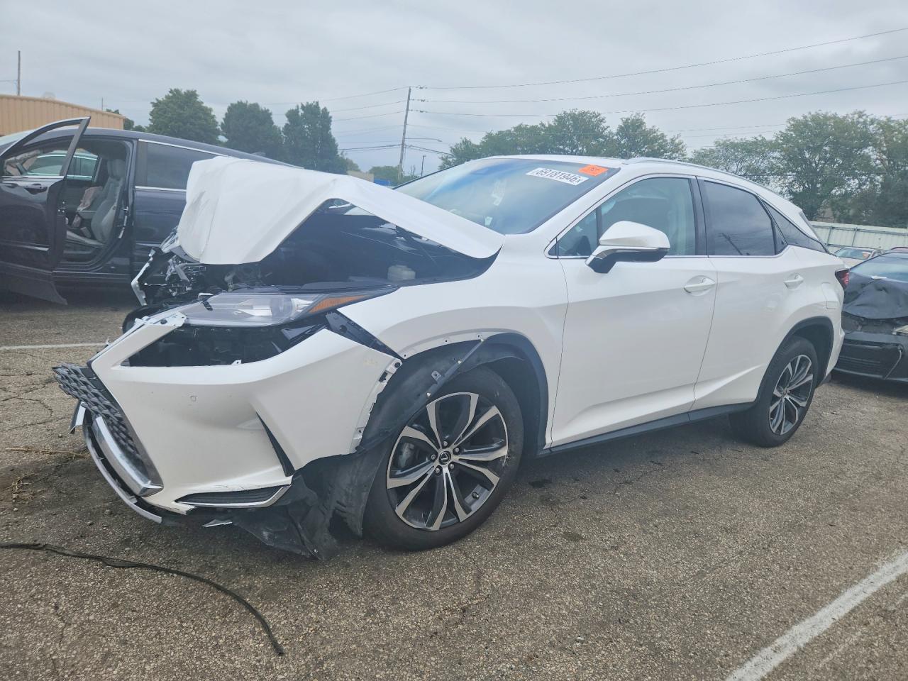 2022 LEXUS RX — Front 3/4