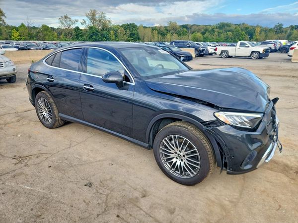 2026 MERCEDES-BENZ GLC COUPE GLC300 4MATIC — Passenger 3/4