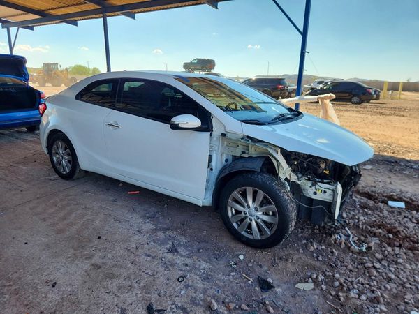 2014 KIA FORTE KOUP LX, EX — Passenger 3/4