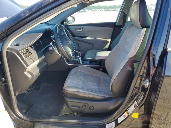 2015 TOYOTA CAMRY — DENT