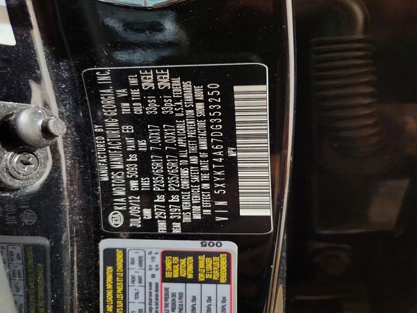 2013 KIA SORENTO Base / LX — VINS