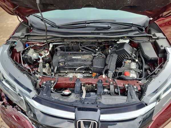 2016 HONDA CRV EX — Engine bay