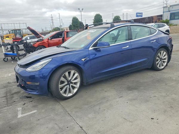2018 TESLA MODEL 3