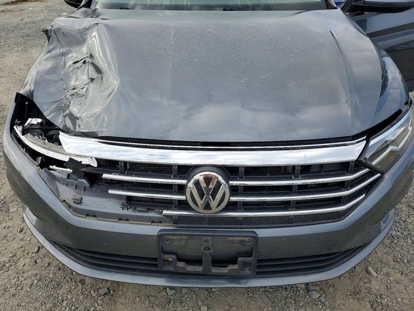 2019 VOLKSWAGEN JETTA S, SE, R-Line — Engine bay
