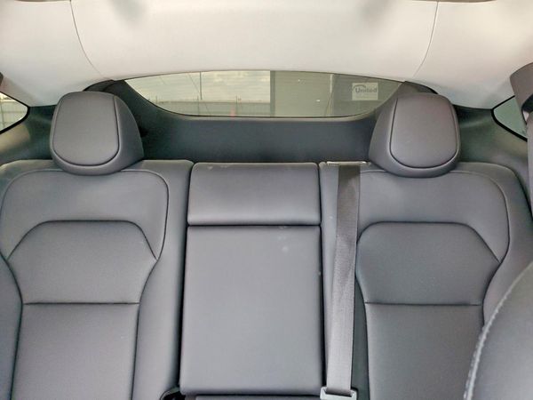 2026 TESLA MODEL Y — SUVN