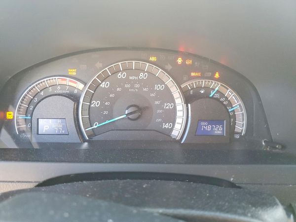 2014 TOYOTA CAMRY — ODOM