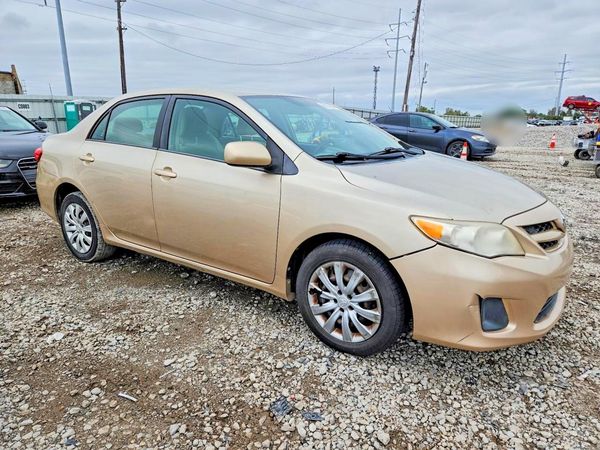 2012 TOYOTA COROLLA — Passenger 3/4