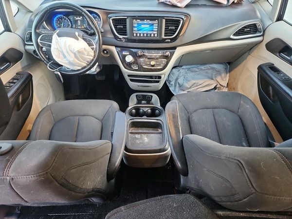 2019 CHRYSLER PACIFICA — CKPT