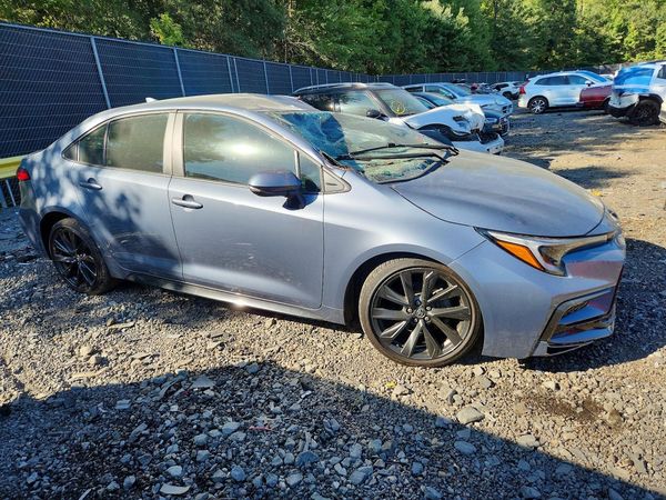 2024 TOYOTA COROLLA SE — Passenger 3/4