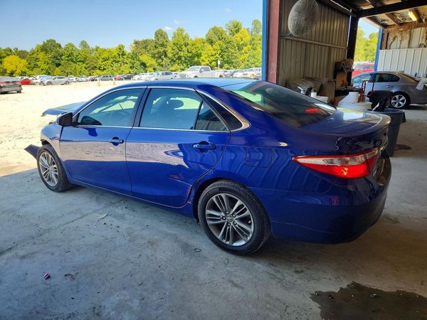 2016 TOYOTA CAMRY