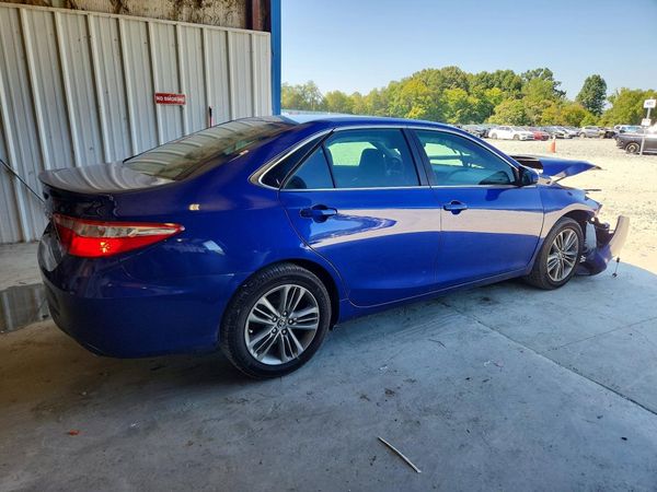 2016 TOYOTA CAMRY