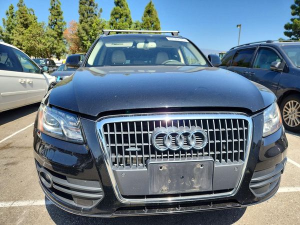 2012 AUDI Q5 Premium Plus — DIRF