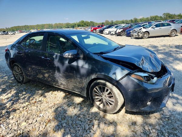 2015 TOYOTA COROLLA — Passenger 3/4
