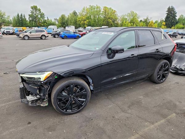 2026 VOLVO XC60 — Front 3/4