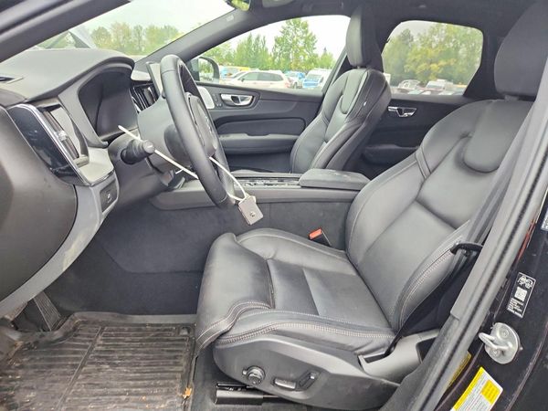 2026 VOLVO XC60 — DENT