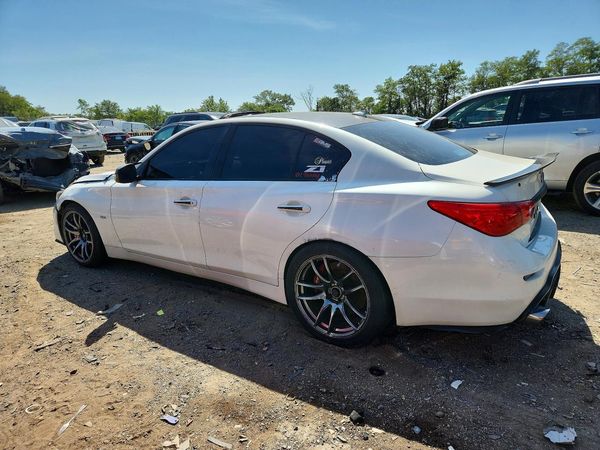 2016 INFINITI Q50