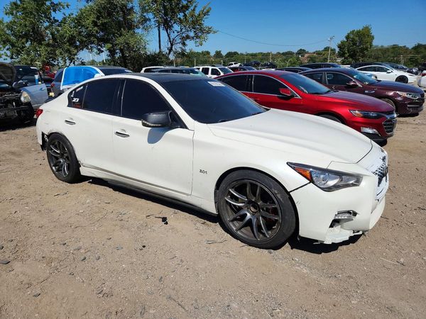 2016 INFINITI Q50