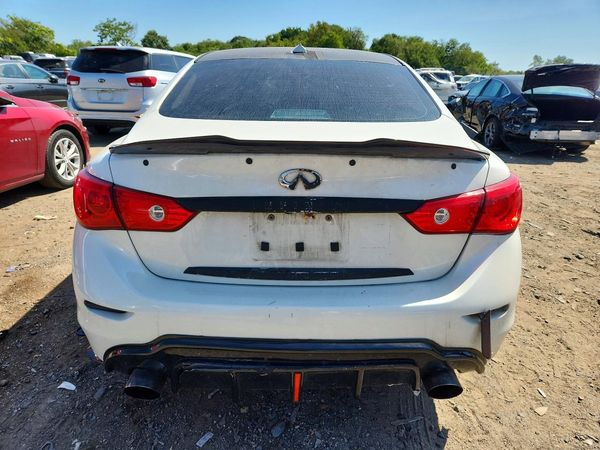 2016 INFINITI Q50