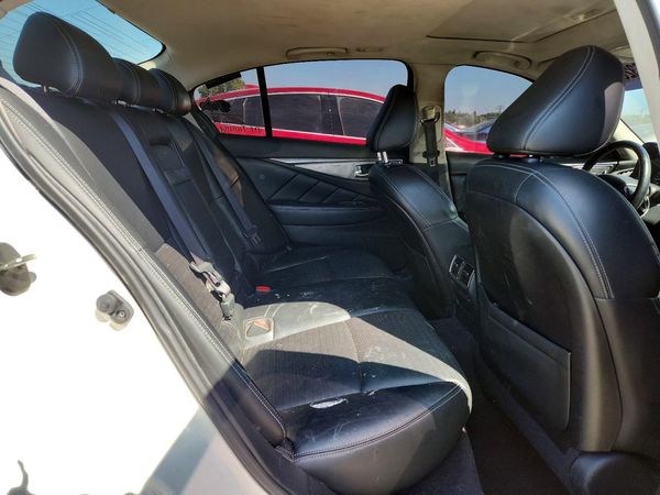 2016 INFINITI Q50