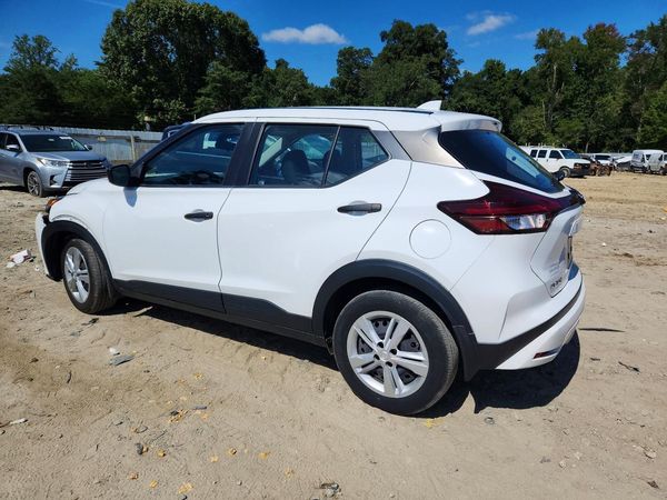 2024 NISSAN KICKS S