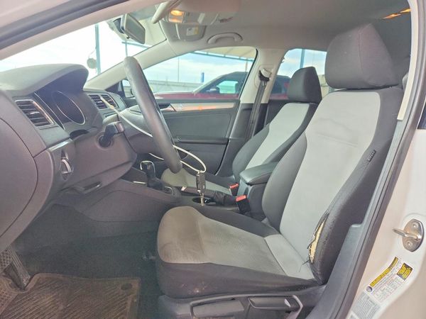 2018 VOLKSWAGEN JETTA — DENT