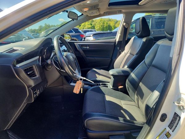 2015 TOYOTA COROLLA — DENT