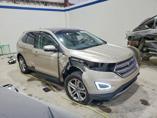 2018 FORD EDGE Titanium — Passenger 3/4