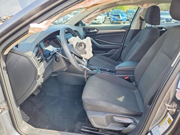 2019 VOLKSWAGEN JETTA — DENT