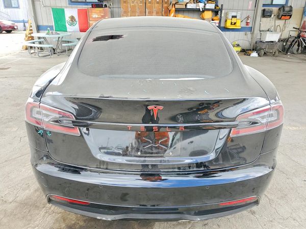 2021 TESLA MODEL S