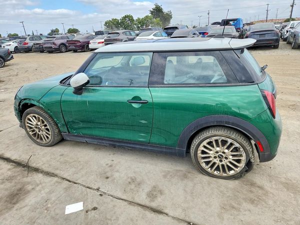 2025 MINI COOPER