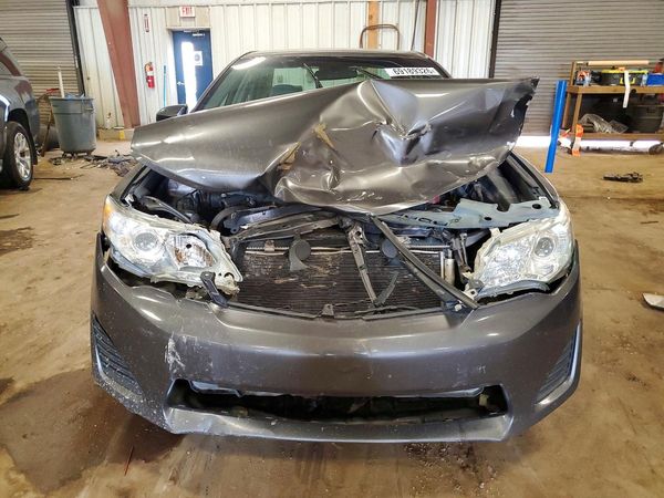 2014 TOYOTA CAMRY — DIRF