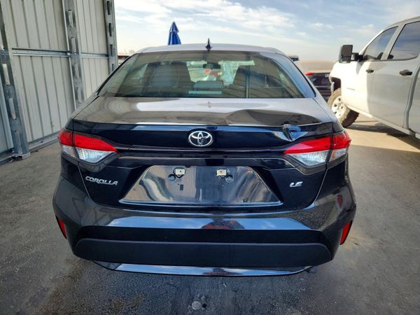 2022 TOYOTA COROLLA LE — DIRR