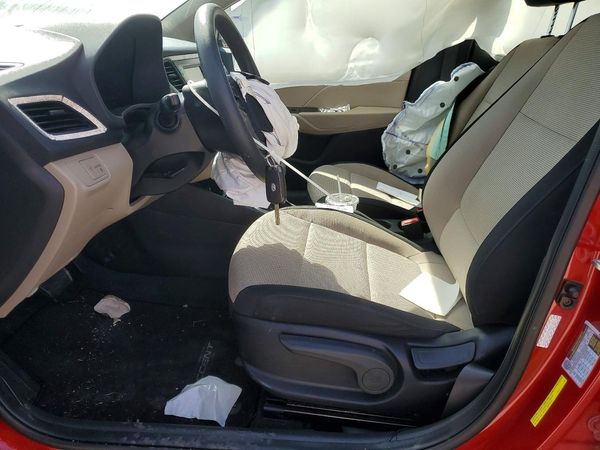 2022 HYUNDAI ACCENT SE, SEL — DENT