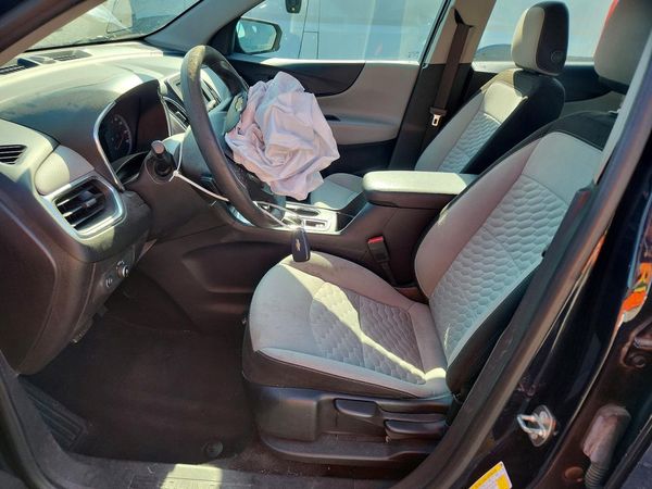 2020 CHEVROLET EQUINOX LS — DENT