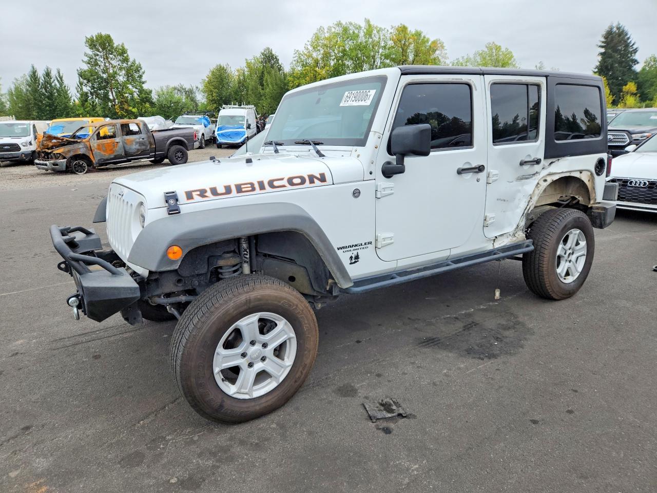 2015 JEEP WRANGLER UNLIMITED Rubicon — Front 3/4