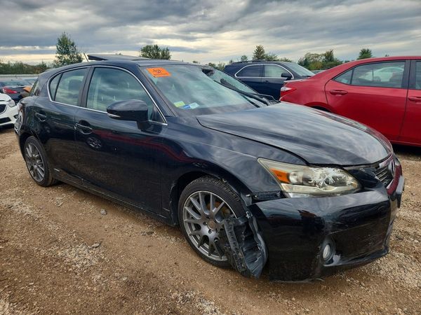 2012 LEXUS CT 200h — Passenger 3/4