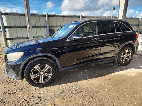 2016 MERCEDES-BENZ GLC GLC300