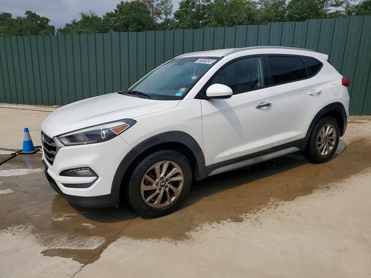 2018 HYUNDAI TUCSON — Front 3/4